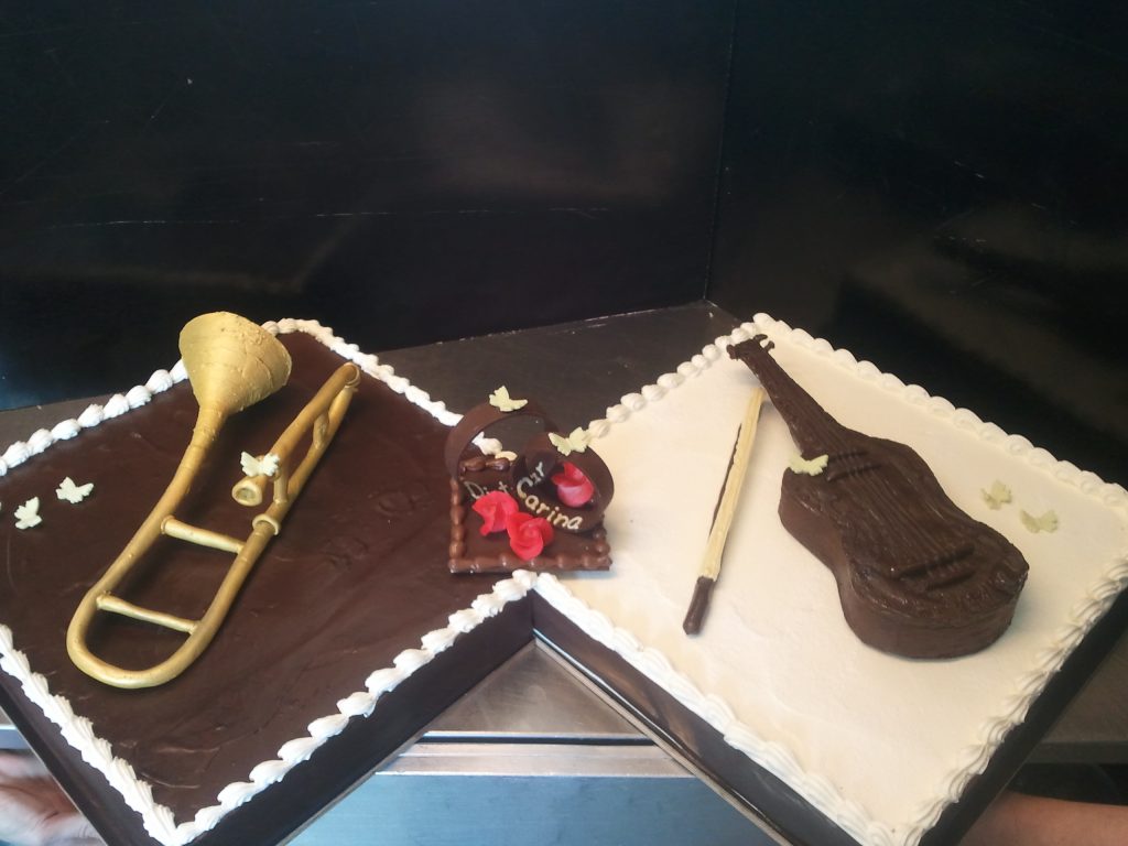 Musiker-Torte mit Trompete – Konditorei & Café Krüsmann Leipzig